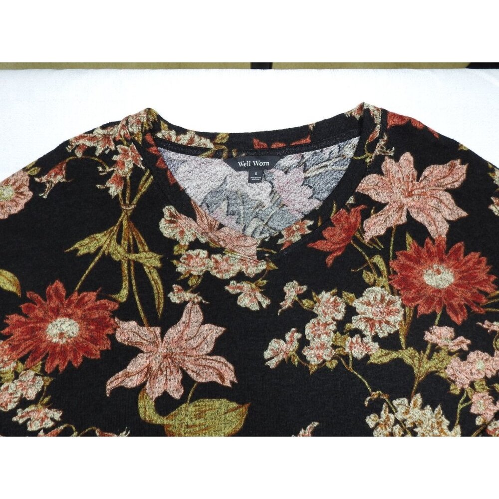 Well Worn Floral Long Sleeve Top Small Black V Neck Boho Stretch Lightweight - Picture 2 of 9
